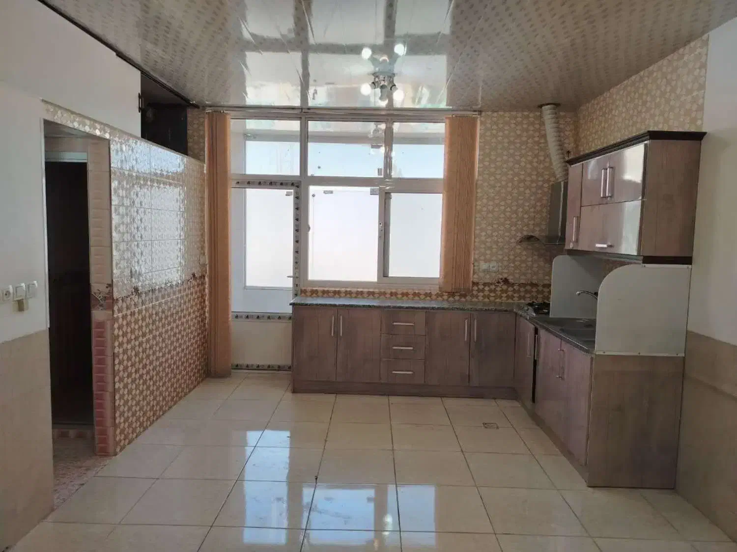 اجاره واحد اداری و دفترکار خ شریعتی غربی 8766|اجارهٔ دفتر کار، اتاق اداری، مطب|نجفآباد, شریعتی غربی|دیوار