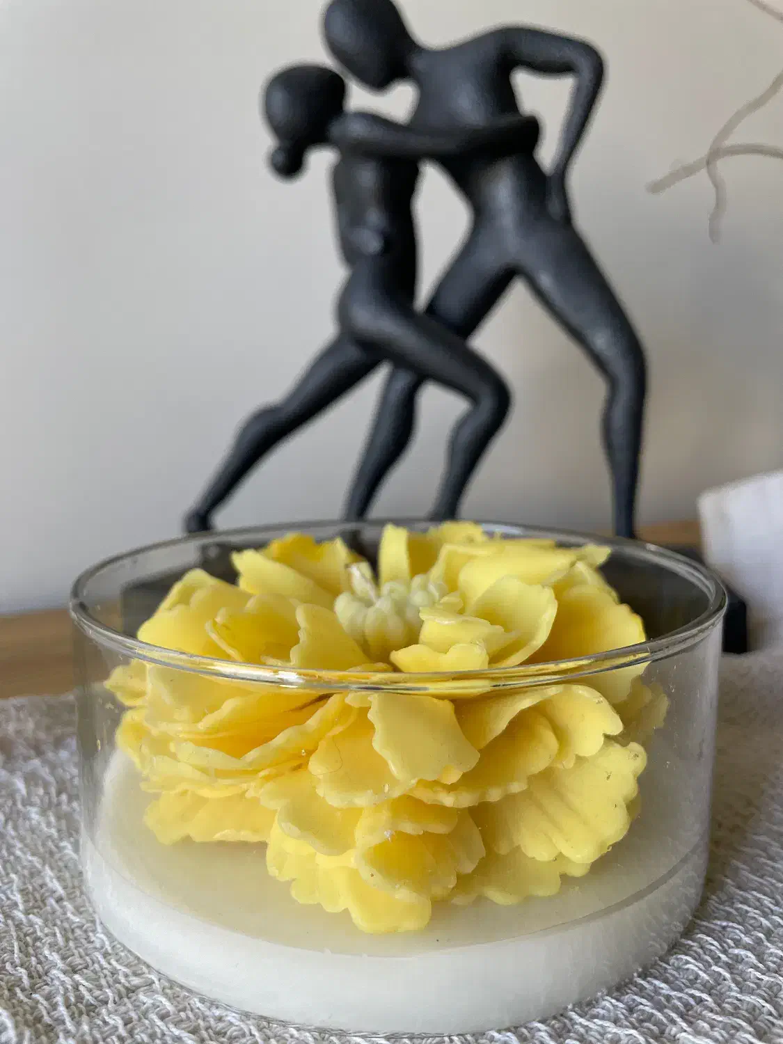 شمع گل ساخته شده با دست مناسب هدیه|صنایع دستی و سایر لوازم تزئینی|تهران, گلستان (شهرک راه آهن)|دیوار