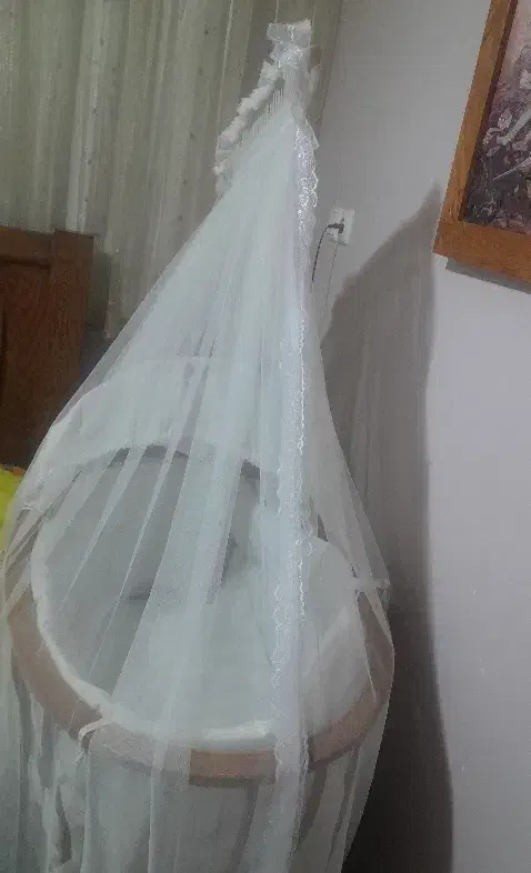 گهواره|تخت و صندلی بچه|یزد, |دیوار