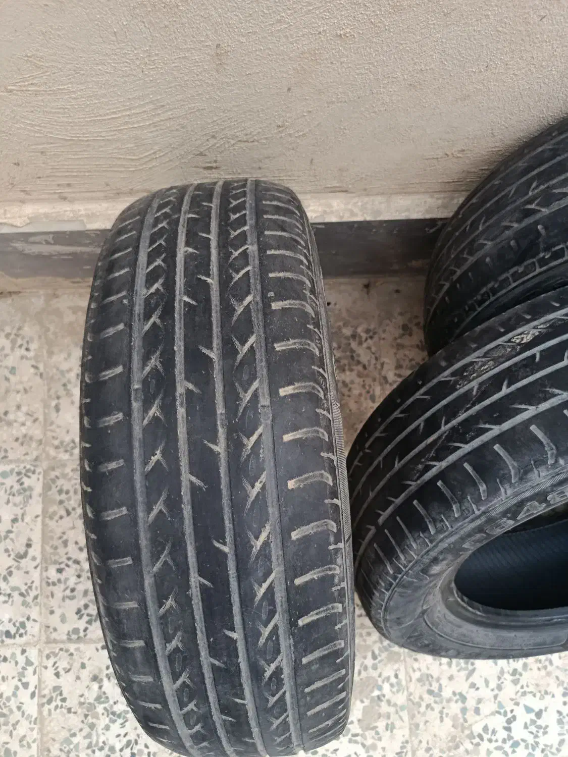 لاستیک بارز دور ۱۵|قطعات یدکی و لوازم جانبی|چابهار, |دیوار