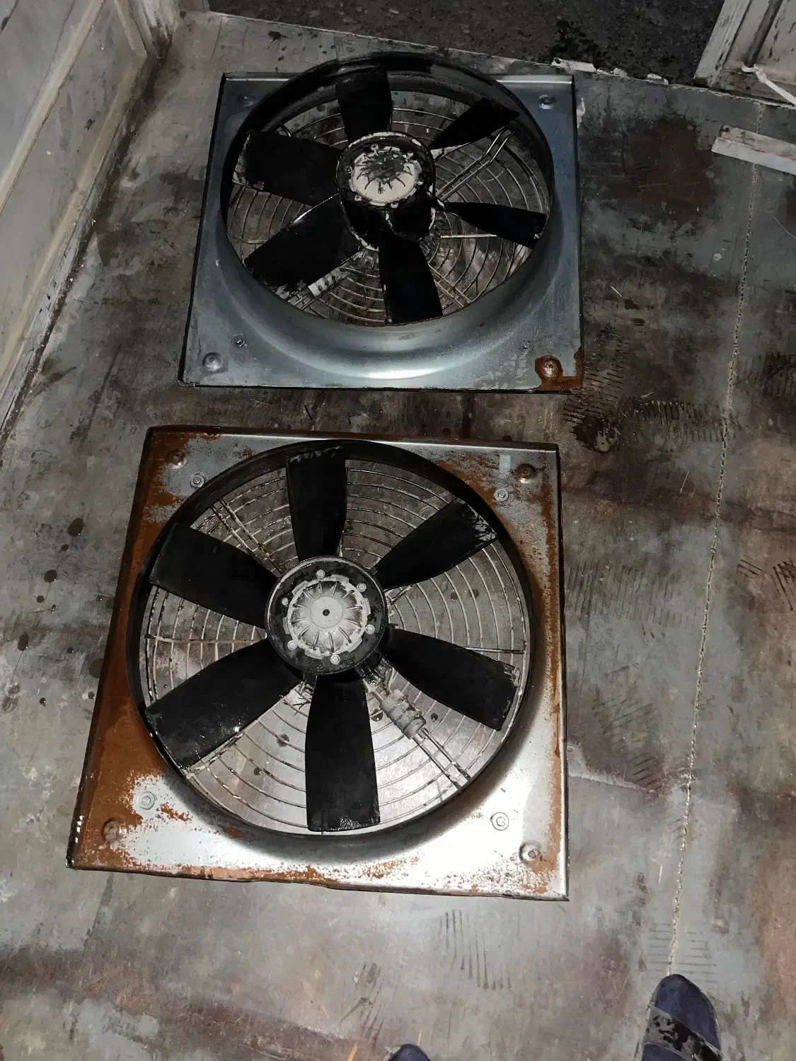 هواکش ۷۲در ۷۲. قطر دهنه ۶۰/۶۰ ایتالیا|پنکه و تصفیه‌کنندهٔ هوا|کرج, بنیاد|دیوار