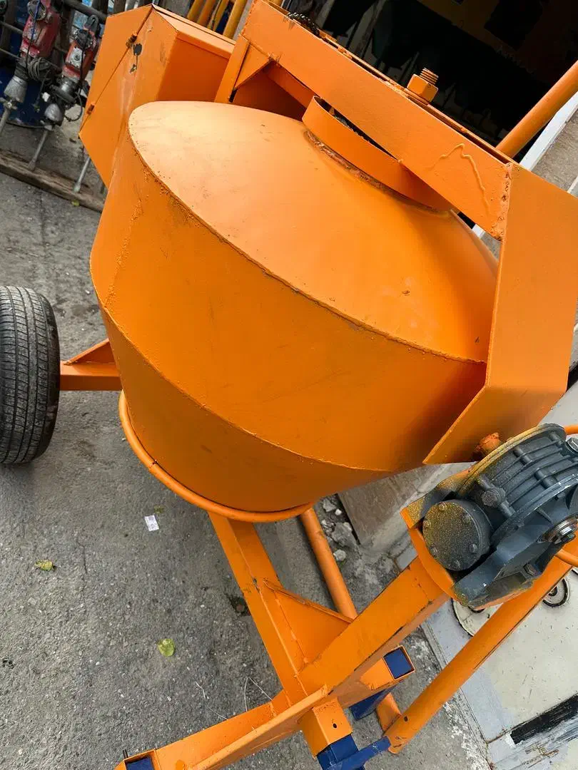 بتونیر ۴۰۰ لیتری و ۳۵۰ لیتری با ورق ۴ میل|ماشینآلات صنعتی|رشت, سلیمانداراب|دیوار