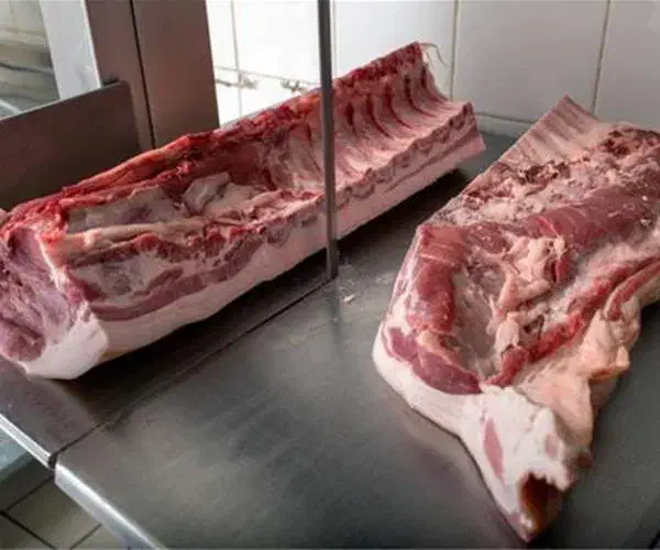 سلاخی و قطعه بندی گوشت|ماشین‌آلات صنعتی|شیروان (خراسان), |دیوار