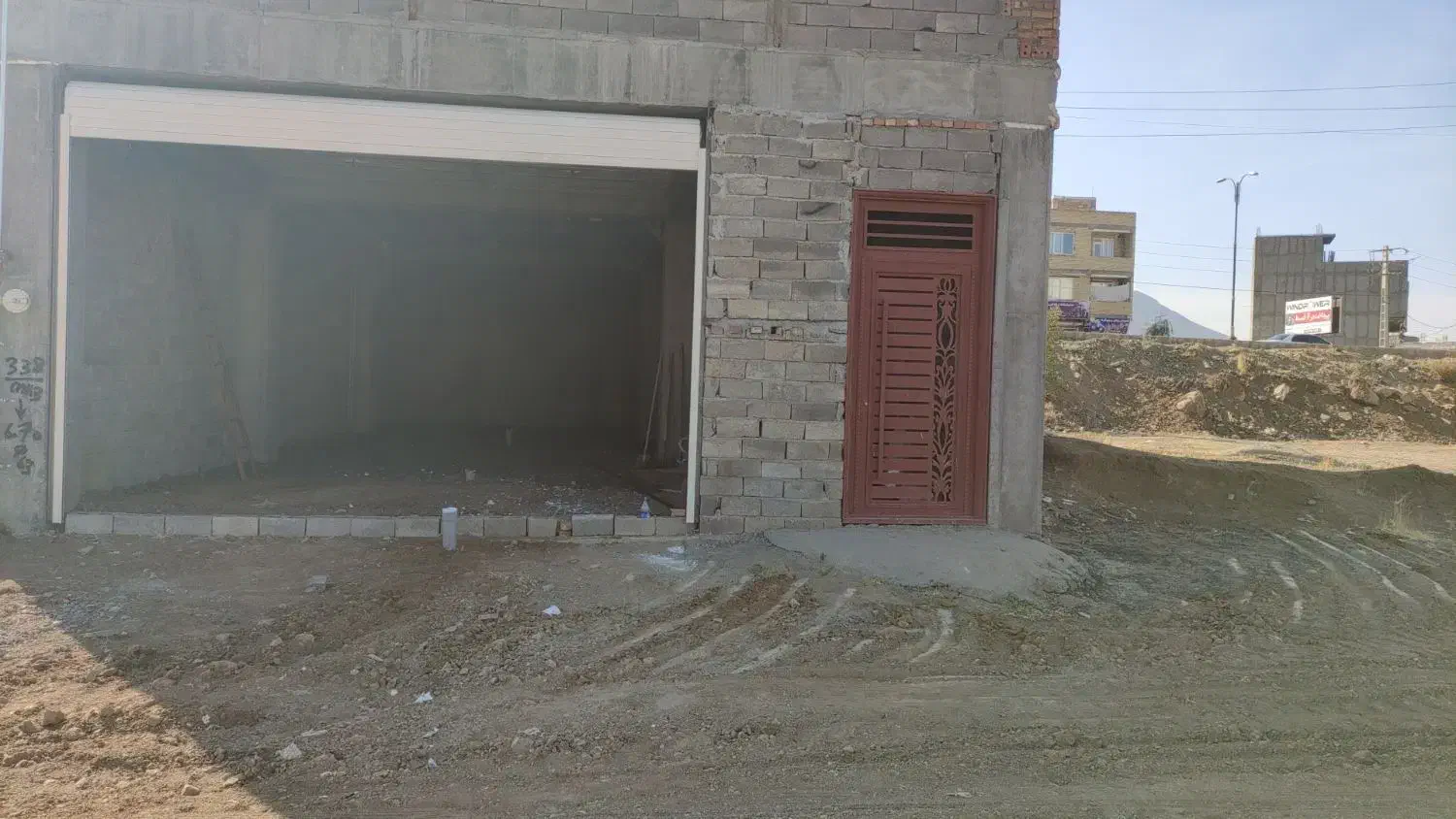 انباری ،یا پارکینگ|اجارهٔ خانه و ویلا|زیویه, |دیوار