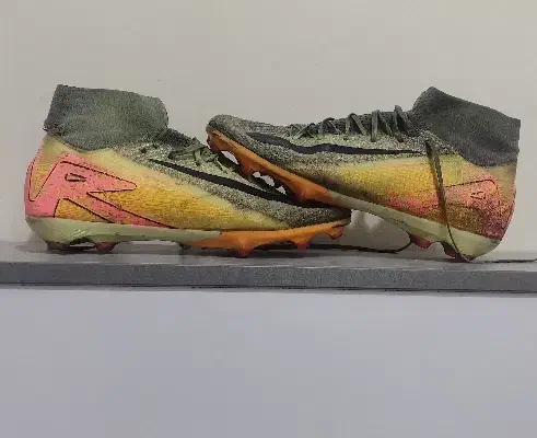 کفش فوتبال|کیف، کفش، کمربند|تهران, نارمک|دیوار