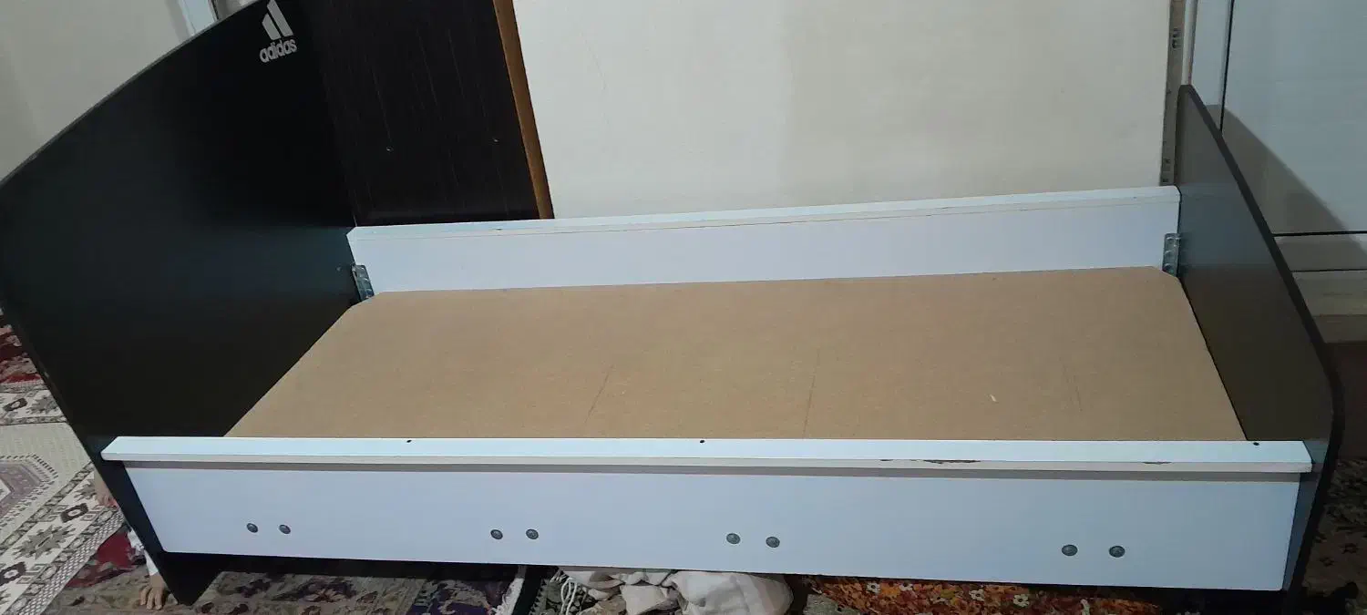 تخت کمد  میز تحریر|تخت و سرویس خواب|اردبیل, |دیوار