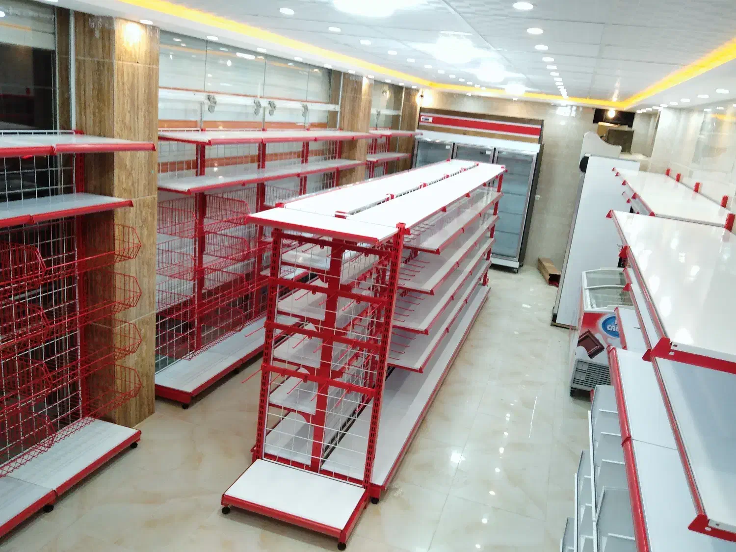 قفسه فلزیو طرح ترک وانواع استند|فروشگاه و مغازه|قزوین, |دیوار