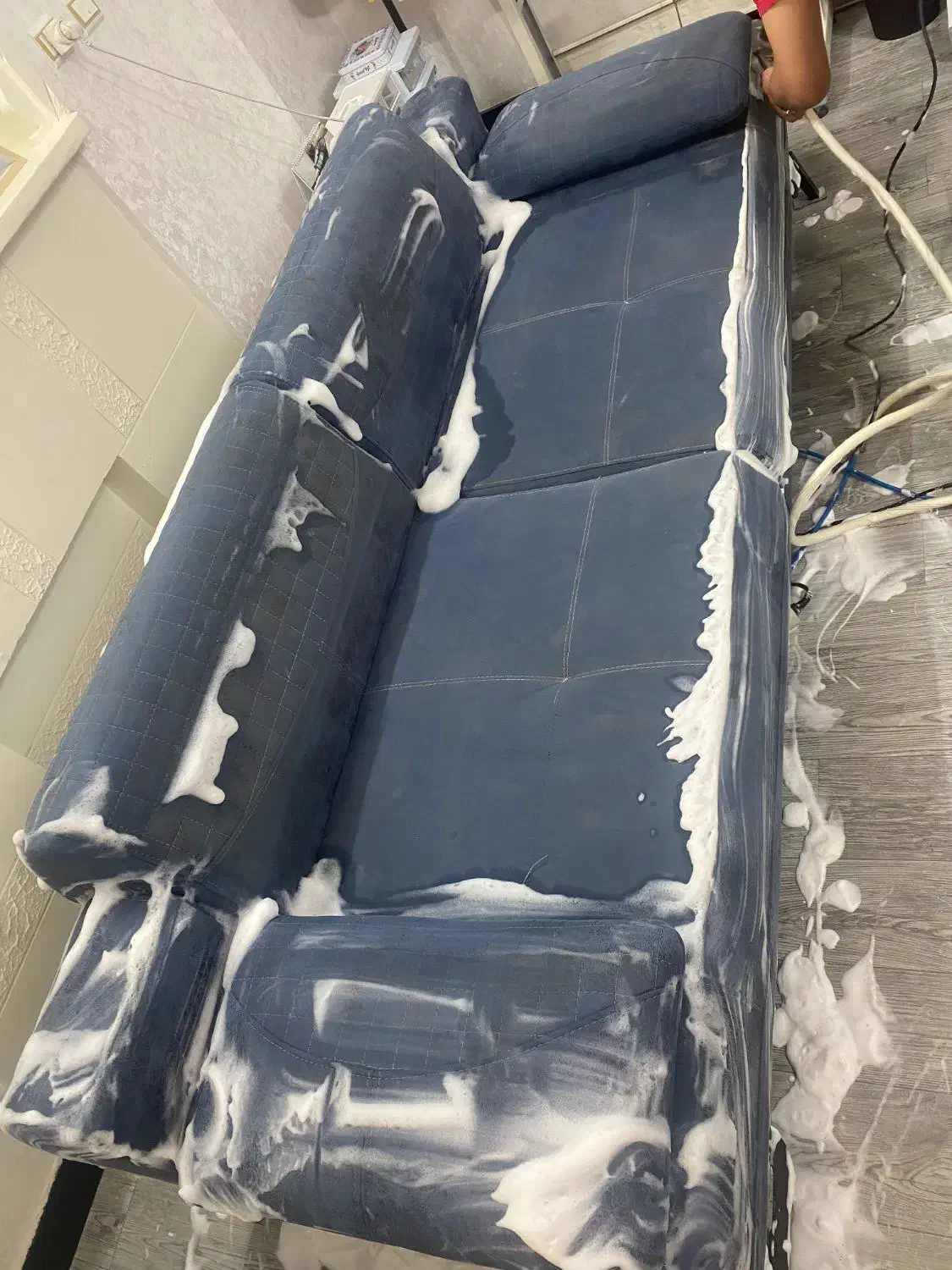 مبل شویی و قالیشویی توانا|خدمات نظافت|تهران, تسلیحات|دیوار