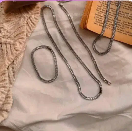 ست زنجیر و دستبند خیلی شیک|بدلیجات|بوکان, |دیوار