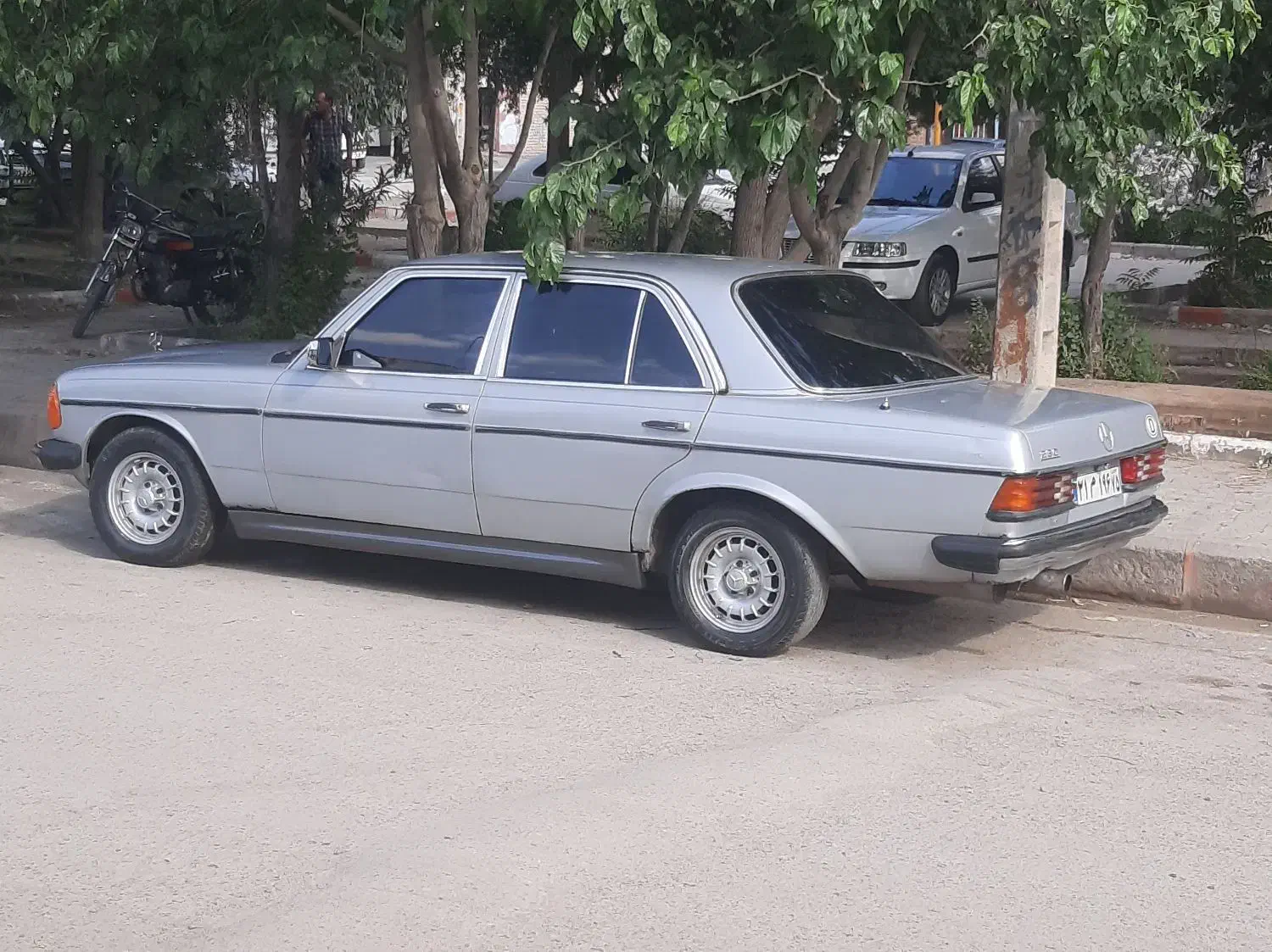 بنز کلاسیک e230|خودرو کلاسیک|سیرجان, |دیوار