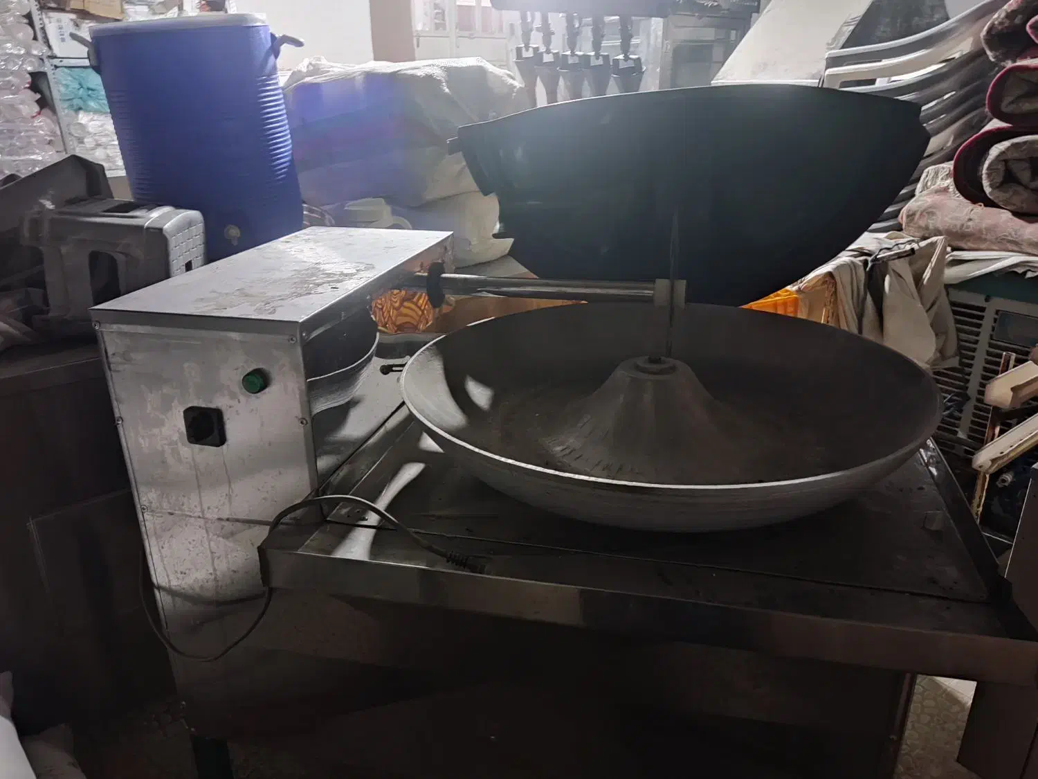 دستگاه سبزی‌خوردکن 90سانتی‌ در حد‌نو|خردکن، آسیاب، غذاساز|مرودشت, شهرک مهدیه|دیوار