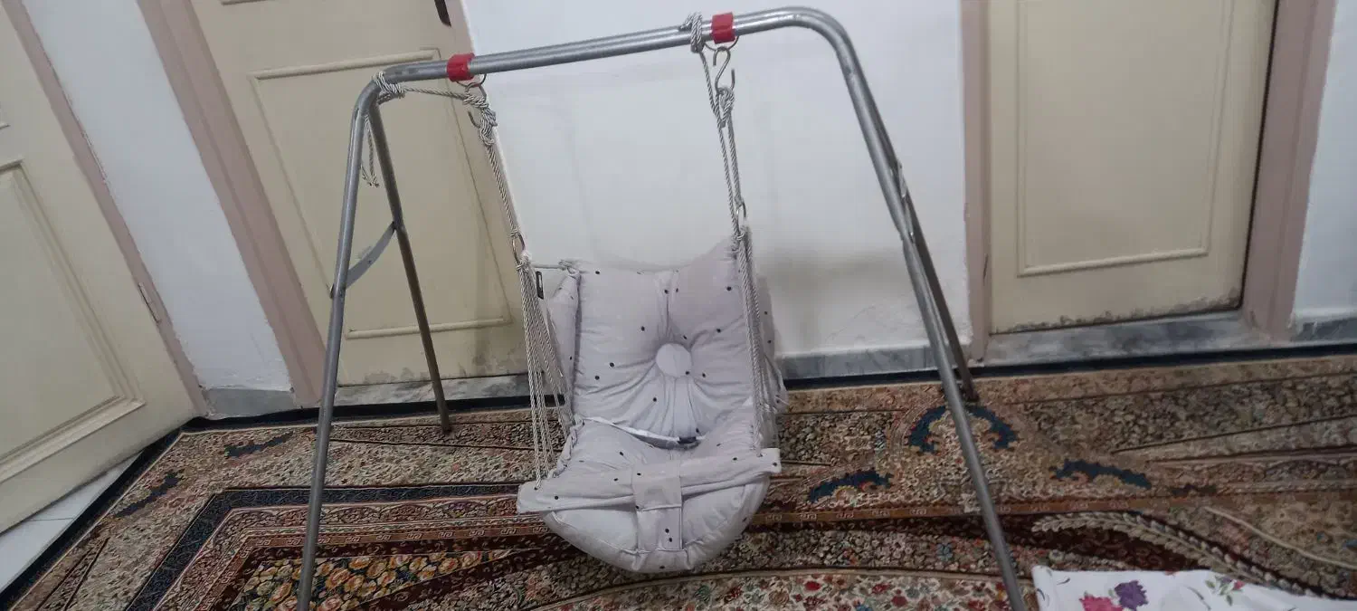 تاب ریلکسی با پایه|اسباب و اثاث بچه|مشهد, فدک|دیوار