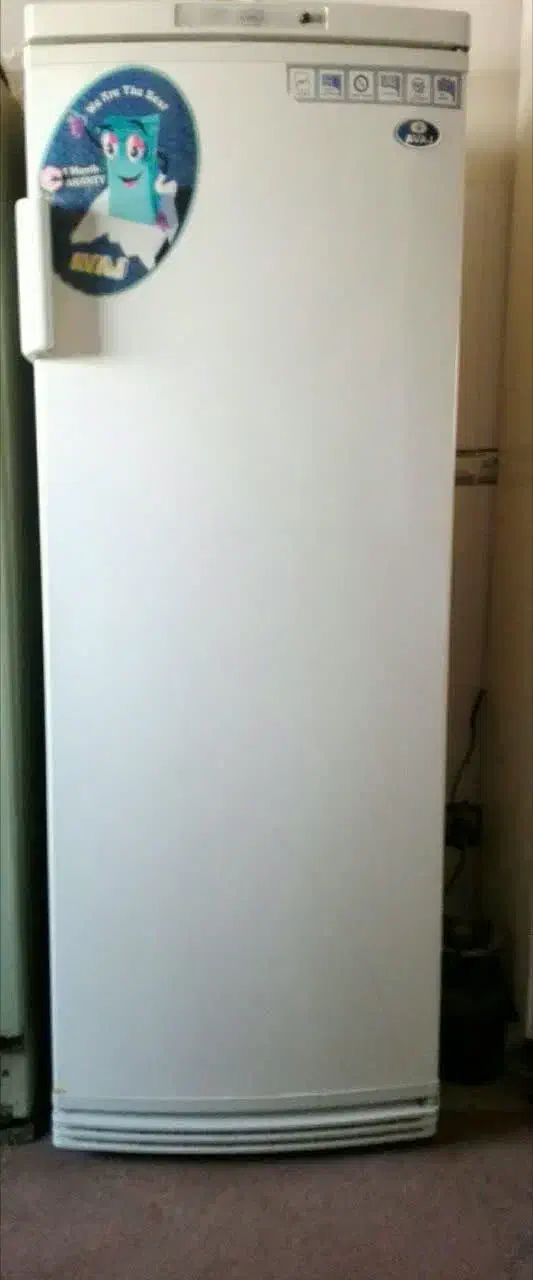 یخچال|یخچال و فریزر|فولادشهر, B5|دیوار