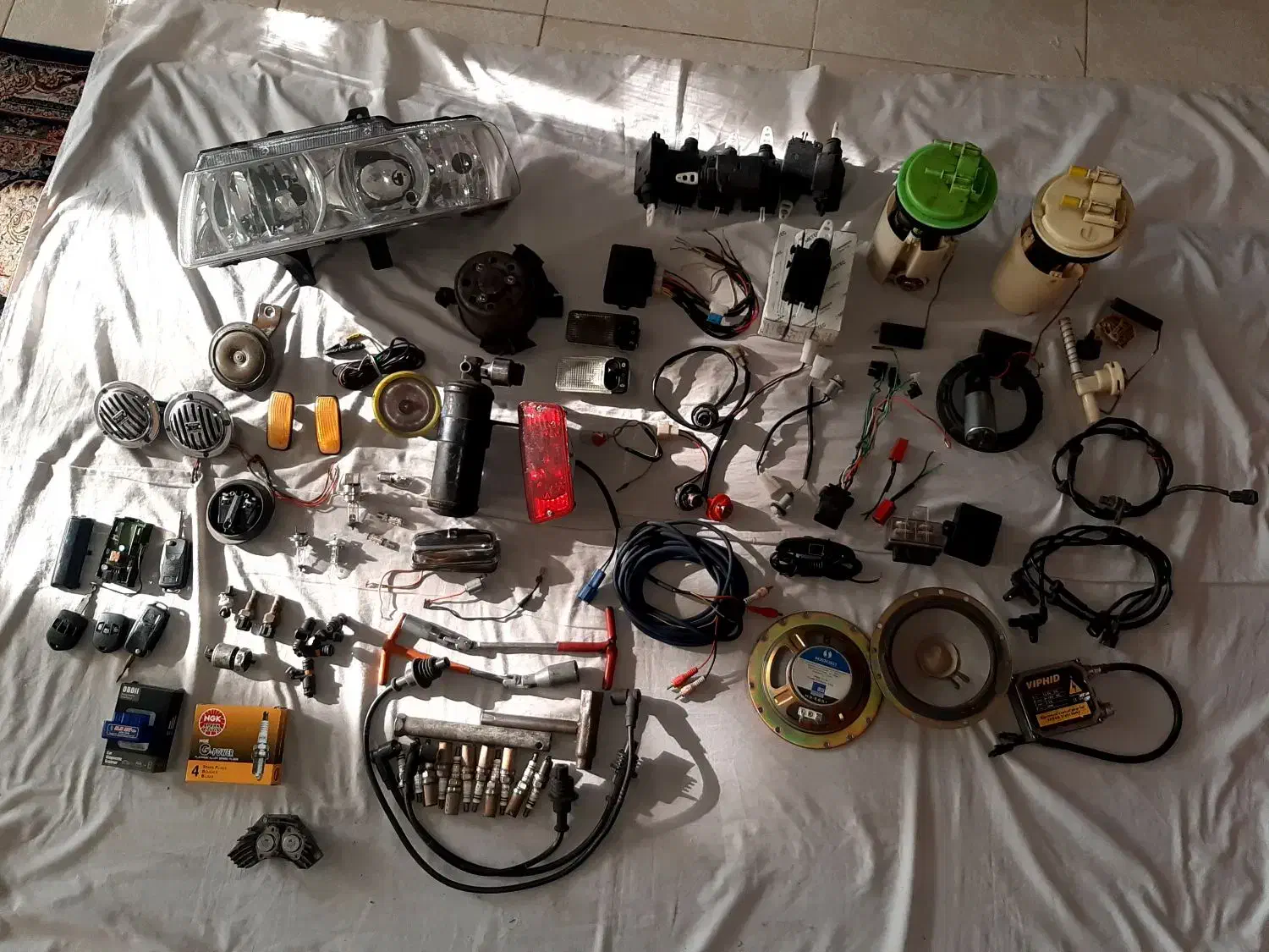 لاستیک و لوازم سمند و پژو|قطعات یدکی و لوازم جانبی|پردیس, فاز ۳|دیوار