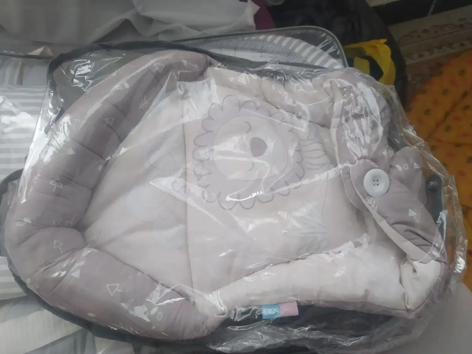 آغوشی نوزاد|اسباب و اثاث بچه|کرمانشاه, |دیوار