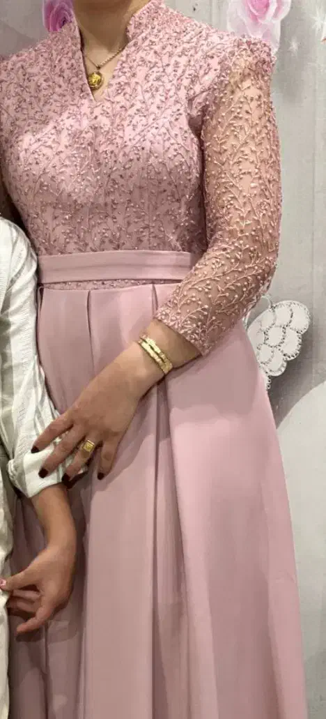 دو تا پیراهن مجلسی در الشتر|لباس|خرمآباد, |دیوار