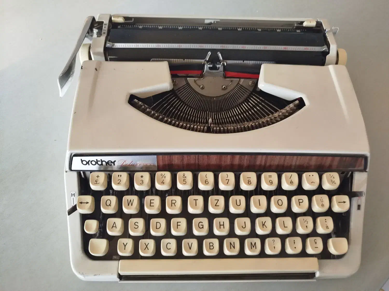 ماشین تایپ brother|کلکسیون اشیاء عتیقه|تهران, اقدسیه|دیوار