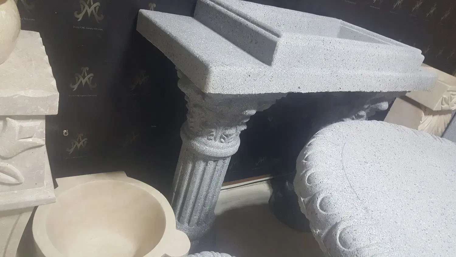 میز و صندلی و کباب پز و گلدان برای باغ|صندلی و نیمکت|تبریز, |دیوار