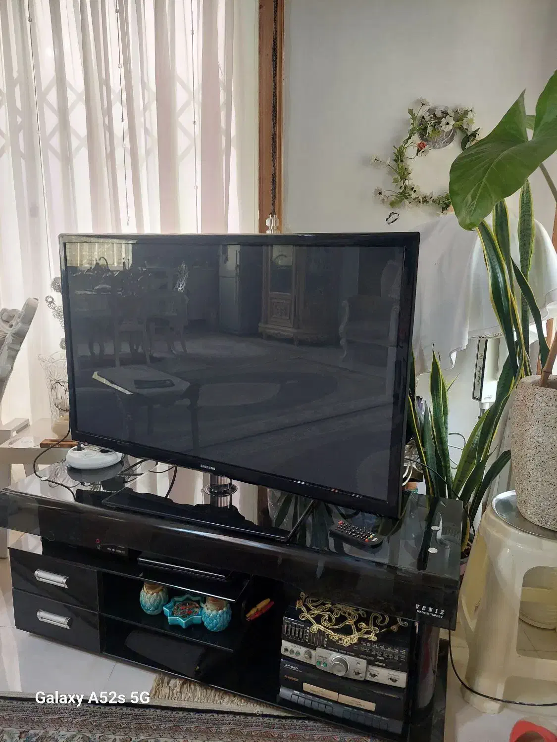 تلویزیون سامسونگ اصل سالم|تلویزیون و پروژکتور|چمستان, |دیوار