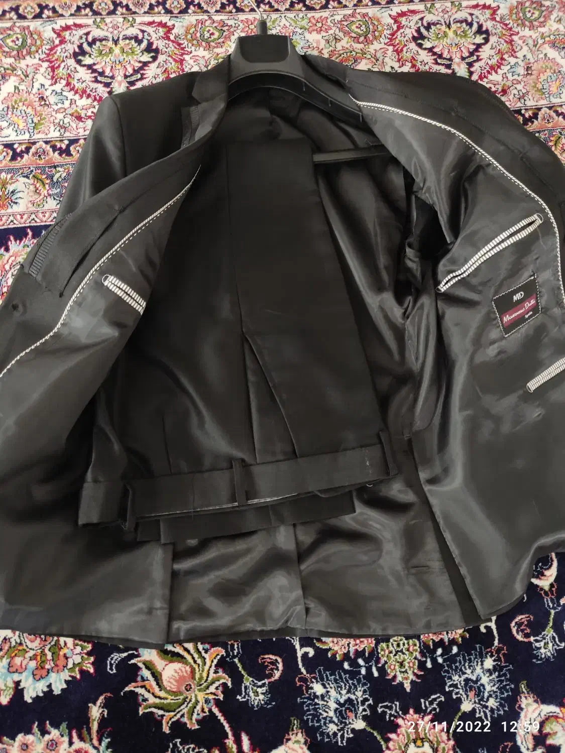 با سلام، فروش یک دست کت و شلوار مردانه مشکی|لباس|سرپل ذهاب, |دیوار