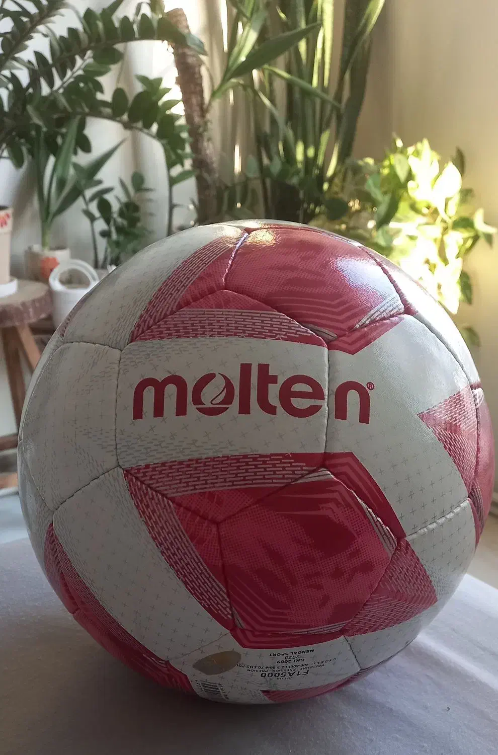 توپ فوتبال مولتن 5|ورزش‌های توپی|تهران, هفده شهریور|دیوار