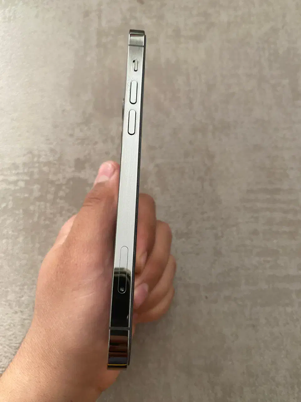 ایفون ۱۲پرو|موبایل|بم, |دیوار