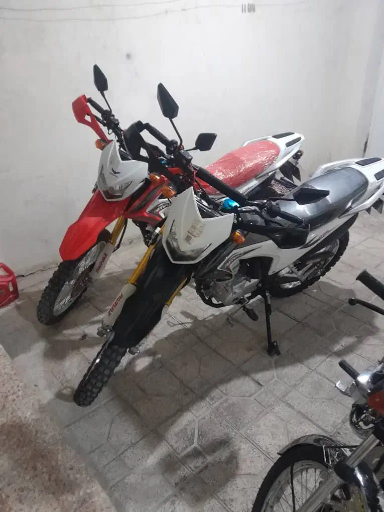 تریل پرواز 1404 اقساط|موتورسیکلت|استهبان, |دیوار