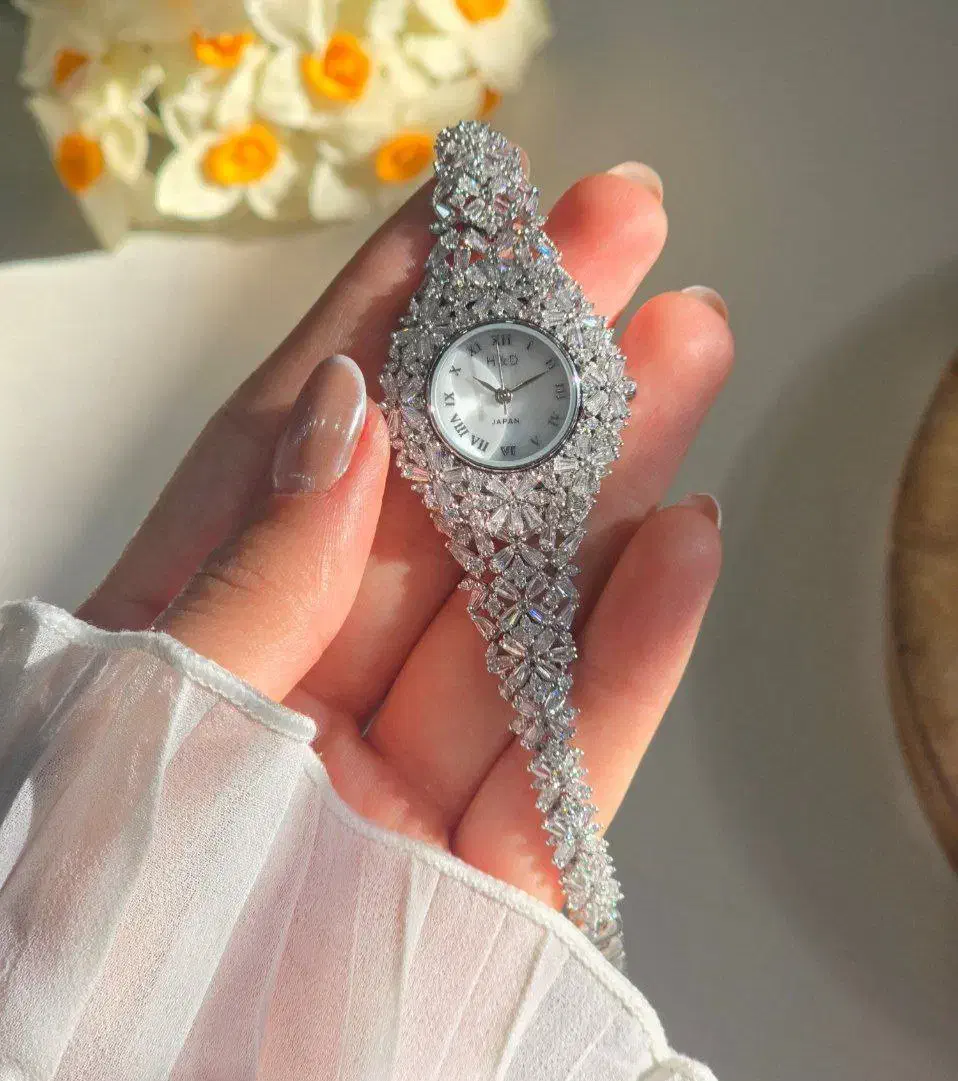 سرویس نقره با دستبند گردنبند نقره سازی رضازاده۷۳۹۴|بدلیجات|تبریز, |دیوار