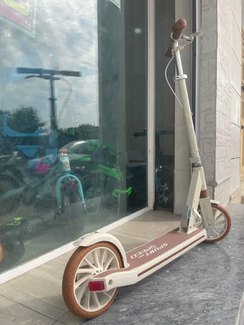 اسکوتر کد ۷۷۹۹|دوچرخه، اسکیت، اسکوتر|بندر گناوه, |دیوار