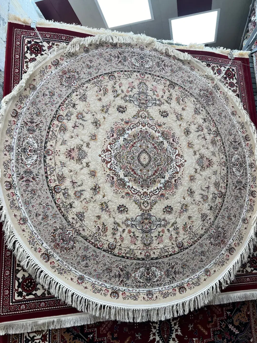 فرش نادر دایره ریز بافت خطیبی ۱۲۰۰ شانه (2*2)|فرش|تبریز, |دیوار