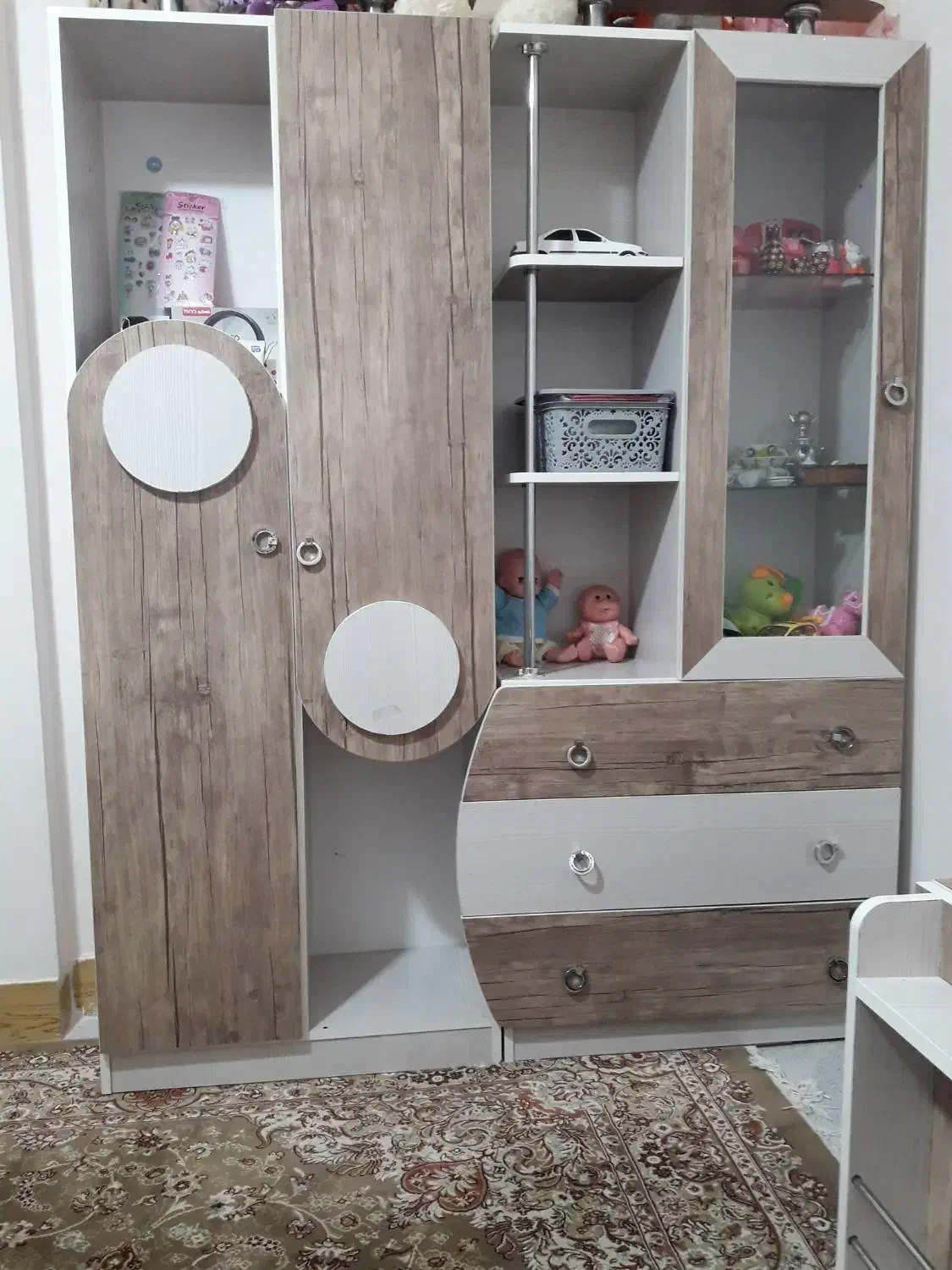 تخت نوجوان ونوزادی همراه کمدومیزتحریر|تخت و سرویس خواب|تویسرکان, |دیوار