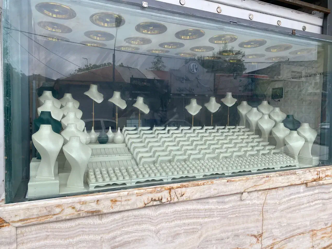 گاوصندوق زیرویترینی و آسانسوری طلافروشی|ابزارآلات|زنجان, |دیوار