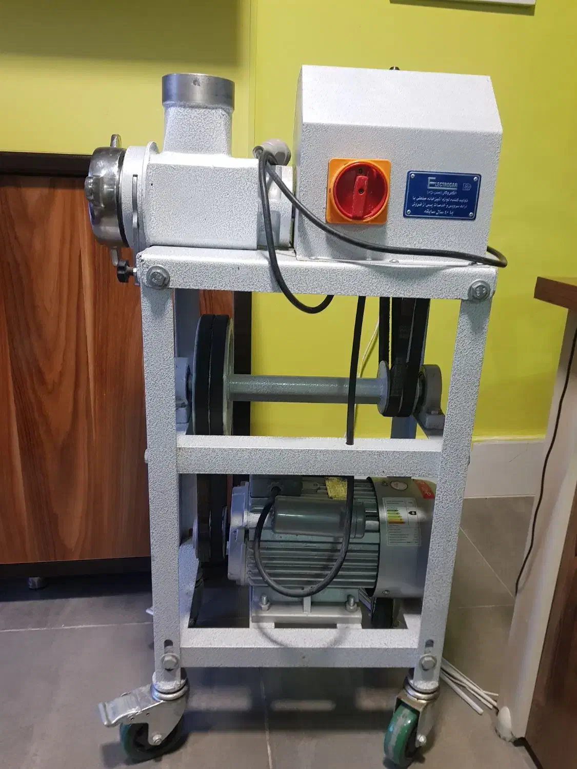 فروش تجهیزات نان داغ کباب داغ|کافی‌شاپ و رستوران|فیرورق, |دیوار