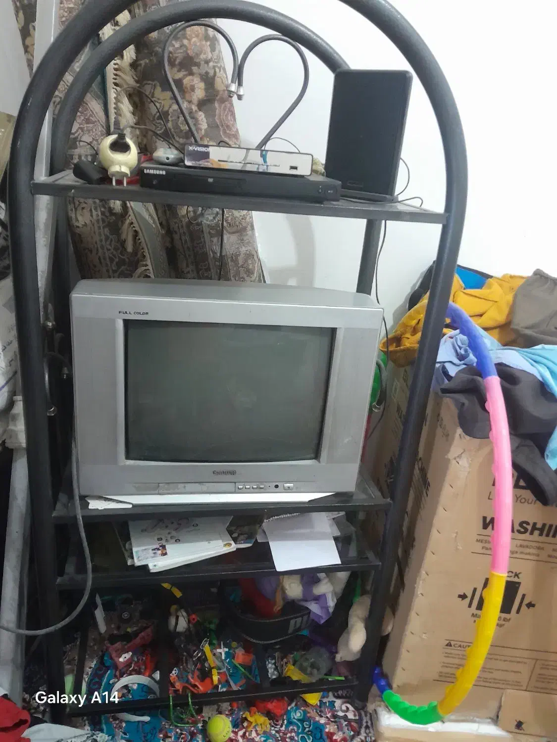 باسلام یه عدد تلویزون با دستگاه ایکس ویژن|تلویزیون و پروژکتور|خرمآباد, |دیوار