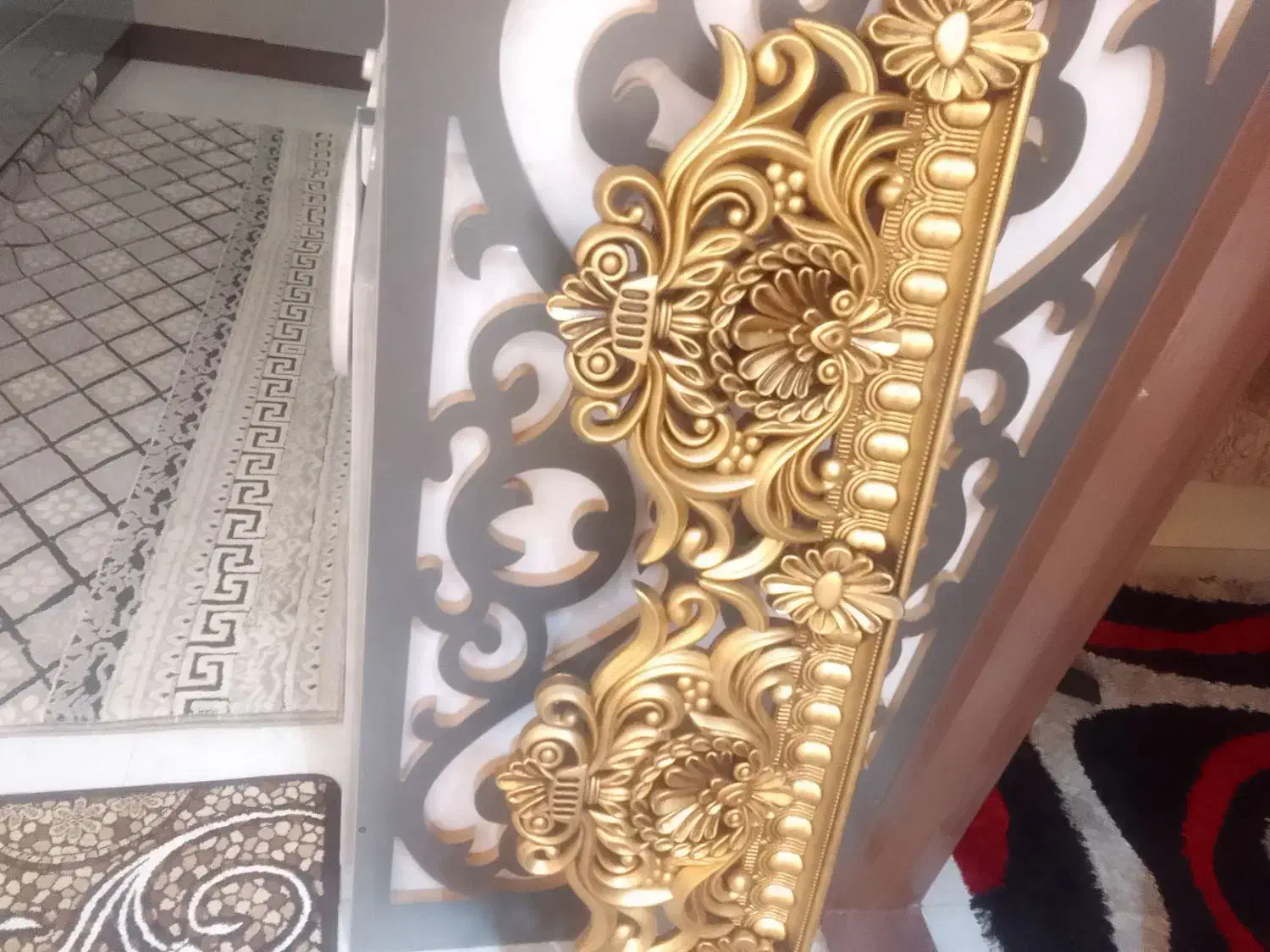 کتیبه|پرده، رانر، رومیزی|میانه, |دیوار