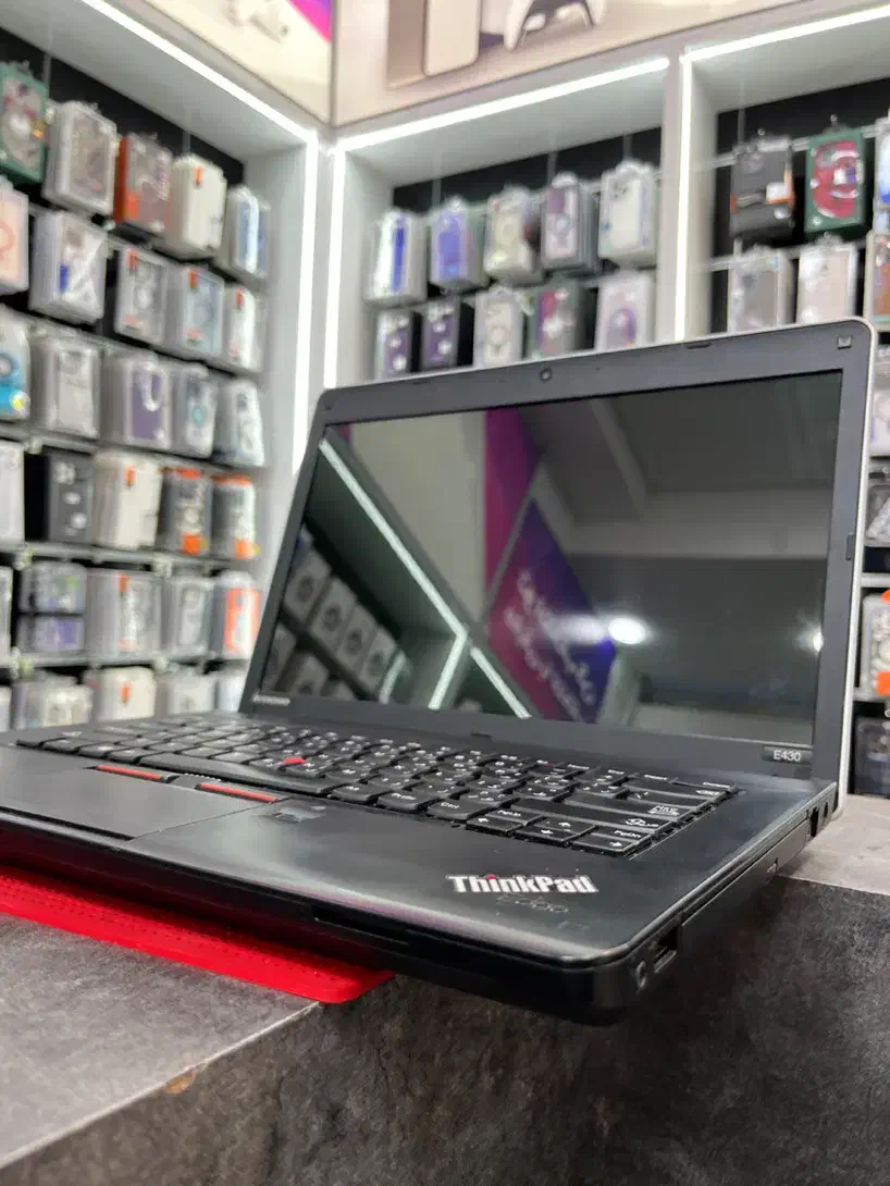 1.	لنوو ThinkPad کارِ جدی، قیمتِ مهربون|رایانه همراه|اصفهان, احمدآباد|دیوار