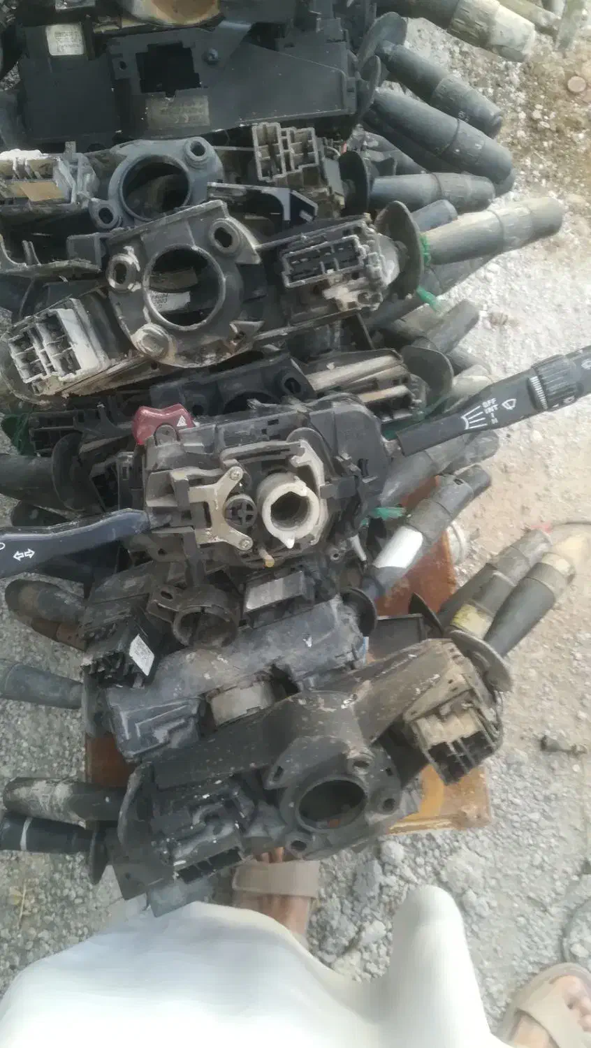 تمام وسایل پراید پژو 405 موجود است|قطعات یدکی و لوازم جانبی|زاهدان, |دیوار