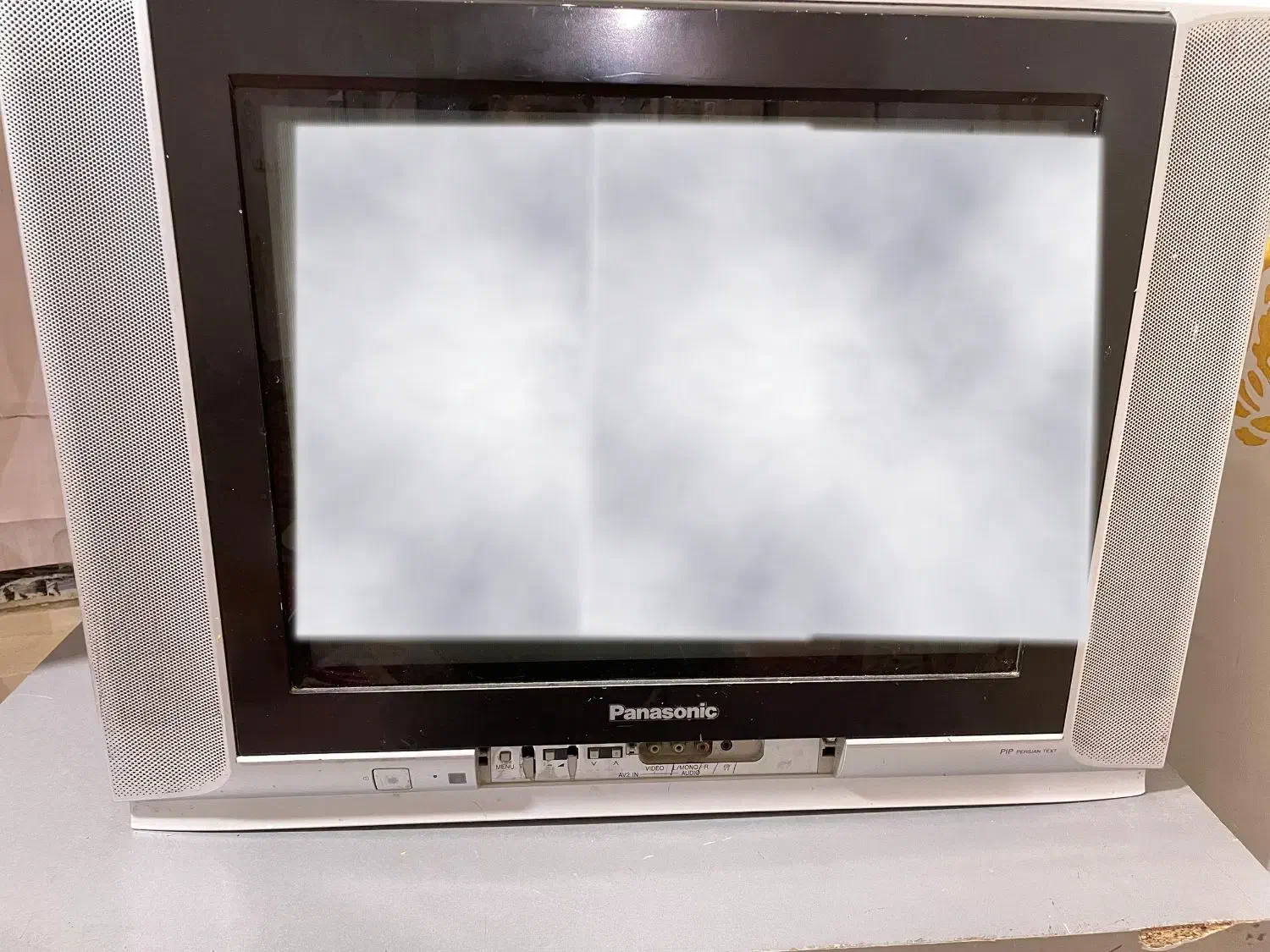 تلویزیون و میز تلویزیون|تلویزیون و پروژکتور|خرمشهر, |دیوار