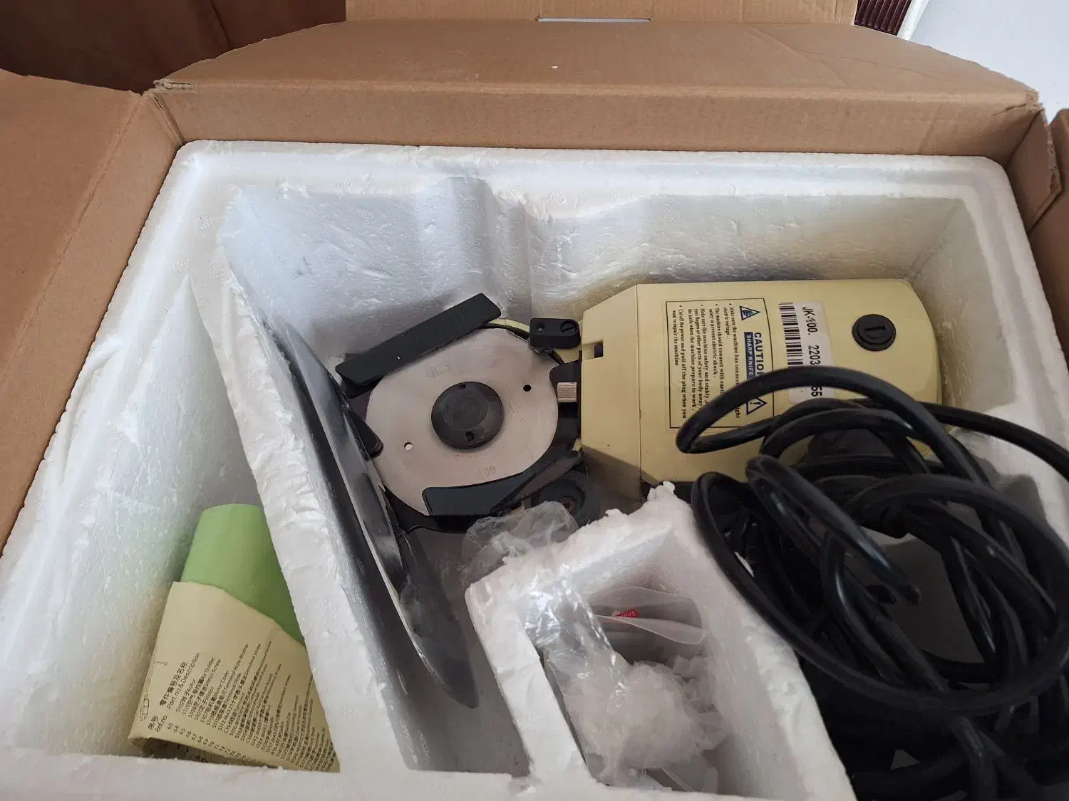 قیچی هشت پر جک|لوازم خیاطی و بافتنی|بیرجند, |دیوار