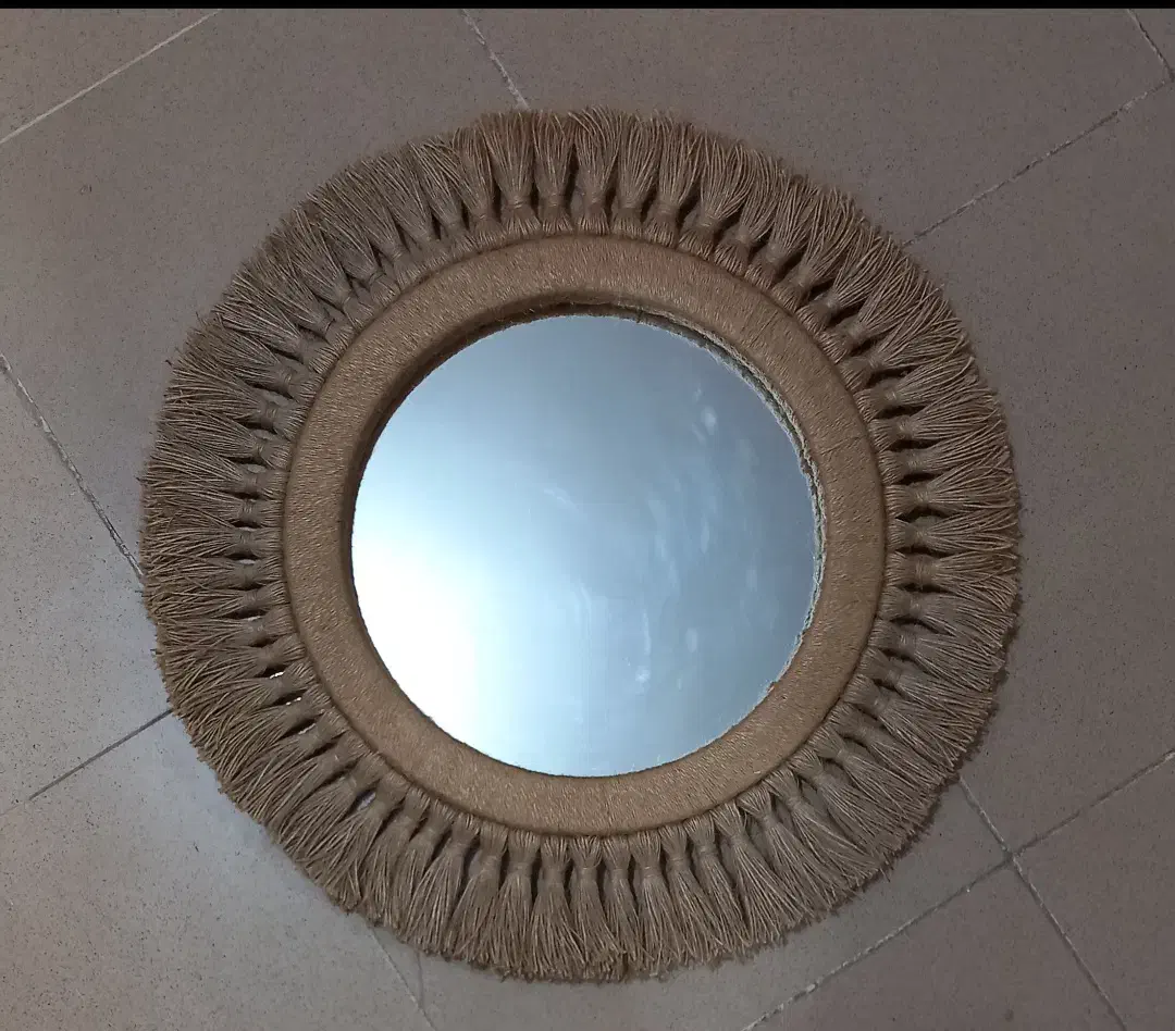 آینه کنفی.|آینه|اراک, |دیوار