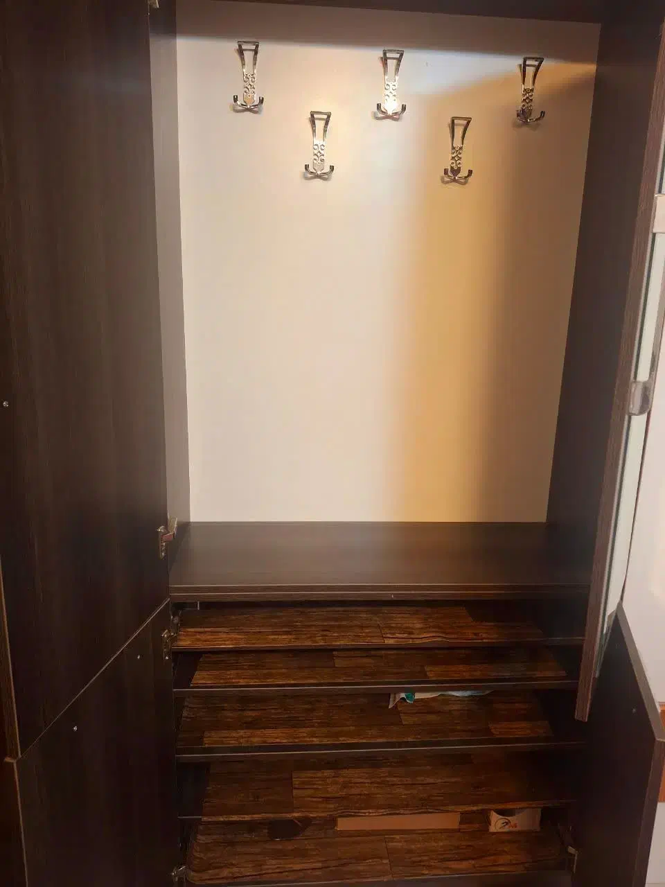 جالباسی و جاکفشی|جاکفشی، کمد، دراور|قم, انسجام|دیوار