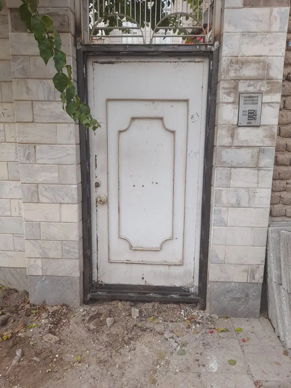 جوشکاری وتعمیرات درب وپنجره ( سیار)|خدمات پیشه و مهارت|قنوات, |دیوار