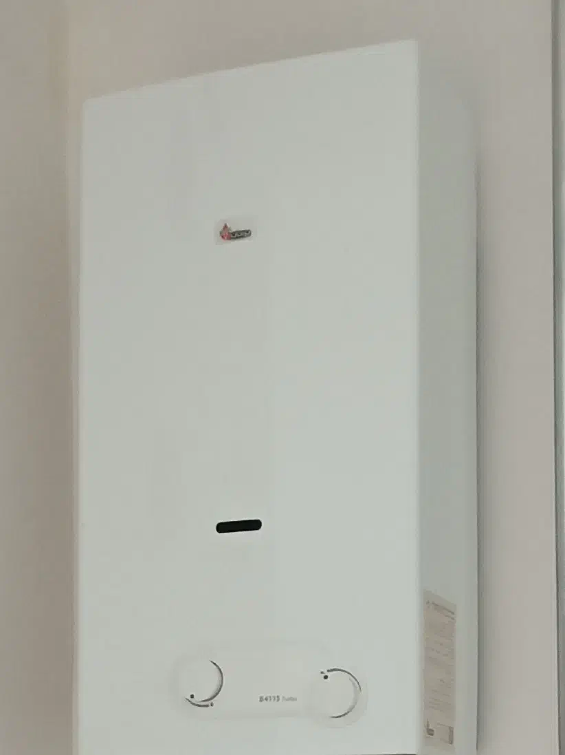 آبگرمگن دیواری فندکی بوتان4215|آبگرمکن، پکیج، شوفاژ|اسفراین, |دیوار