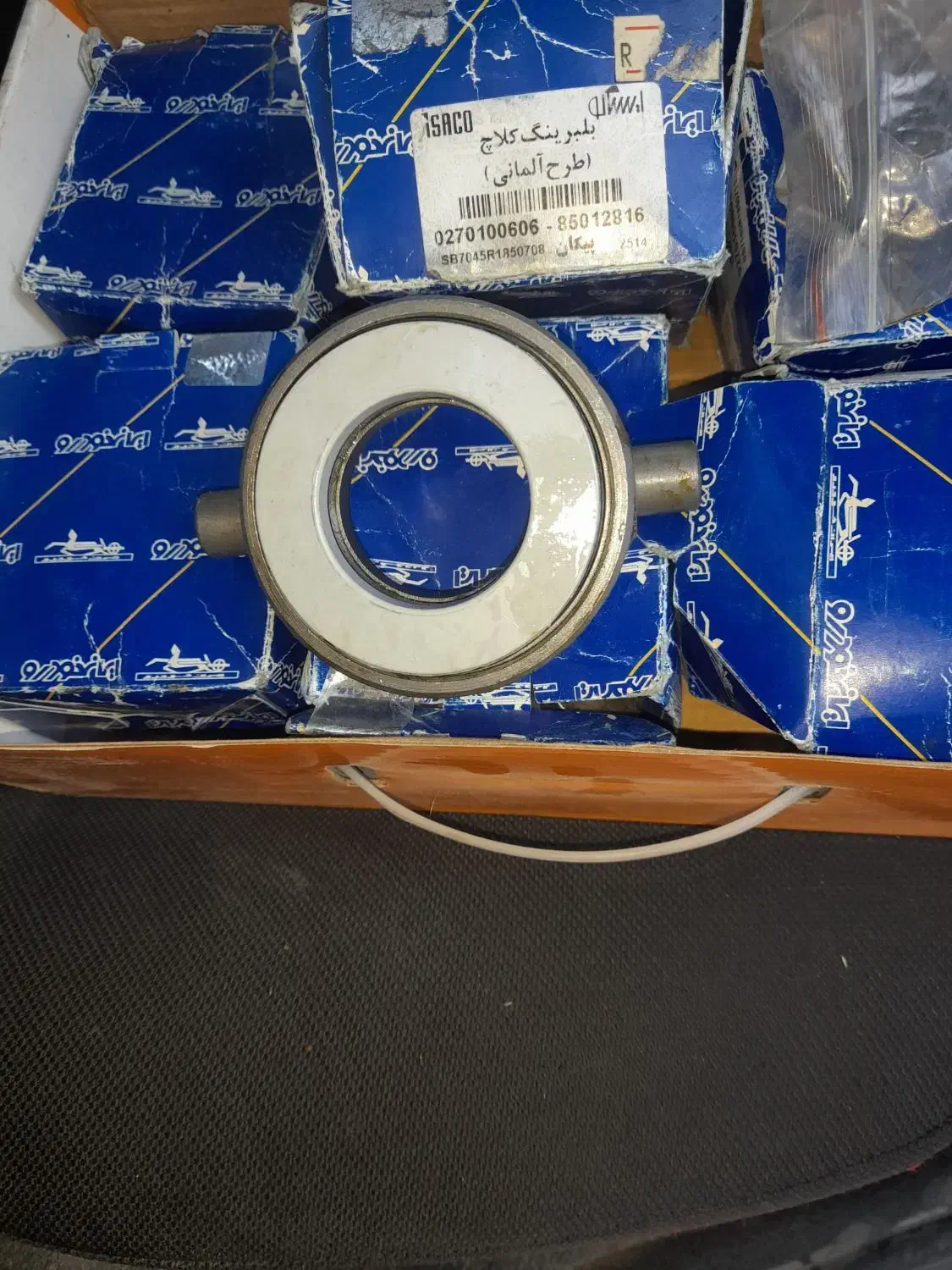 بلبرینگ کلاچ پیکان طرح آلمانی|قطعات یدکی و لوازم جانبی|کاشان, میدان کهنه|دیوار