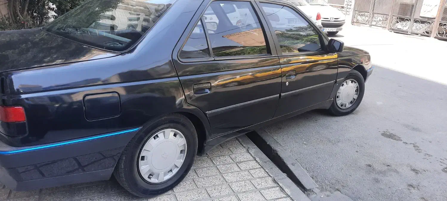 پژو ۴۰۵  مشکی|خودرو سواری و وانت|کرج, چهارصد دستگاه|دیوار