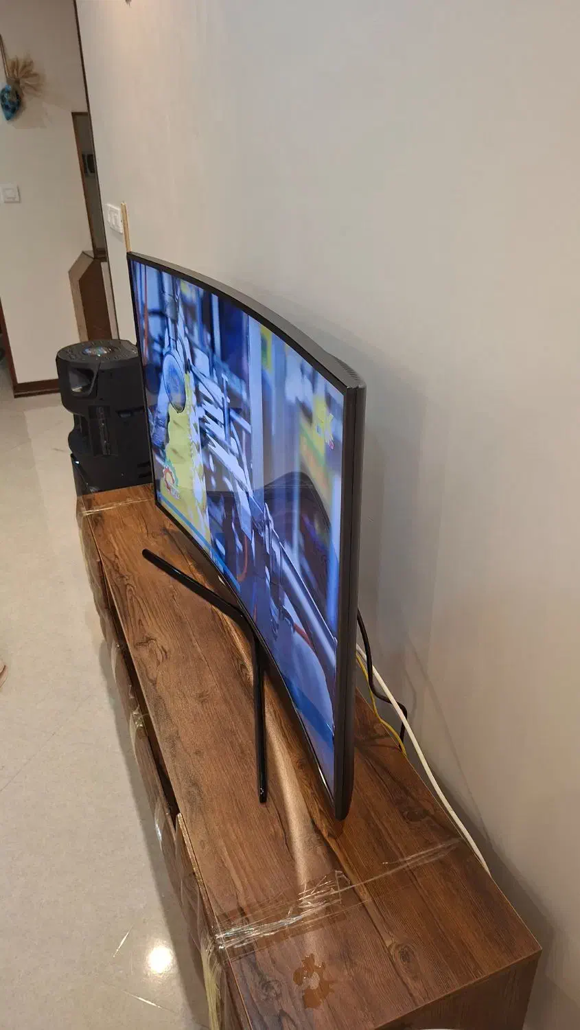 تلویزیون سامسونگ منحنی ۴۹ اینچ|تلویزیون و پروژکتور|تهران, شهرک خرازی|دیوار