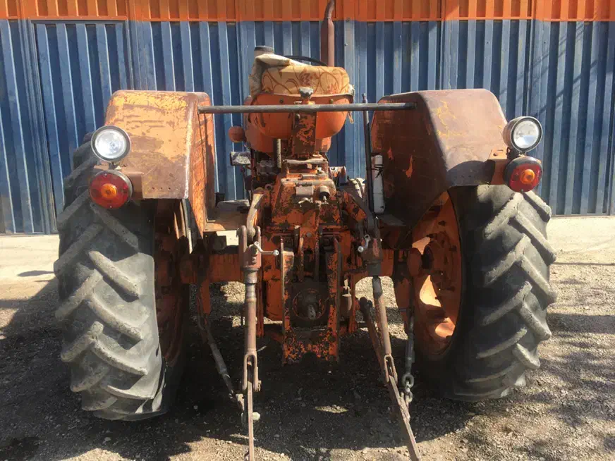 تراکتور رومانی|خودرو سنگین|بروجرد, |دیوار