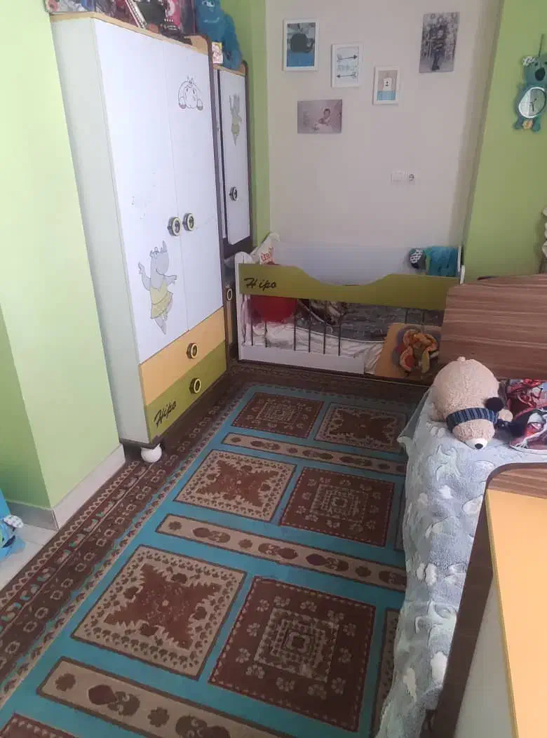 تخت نوزادی تا ... و کمد و دراور|تخت و صندلی بچه|قزوین, |دیوار