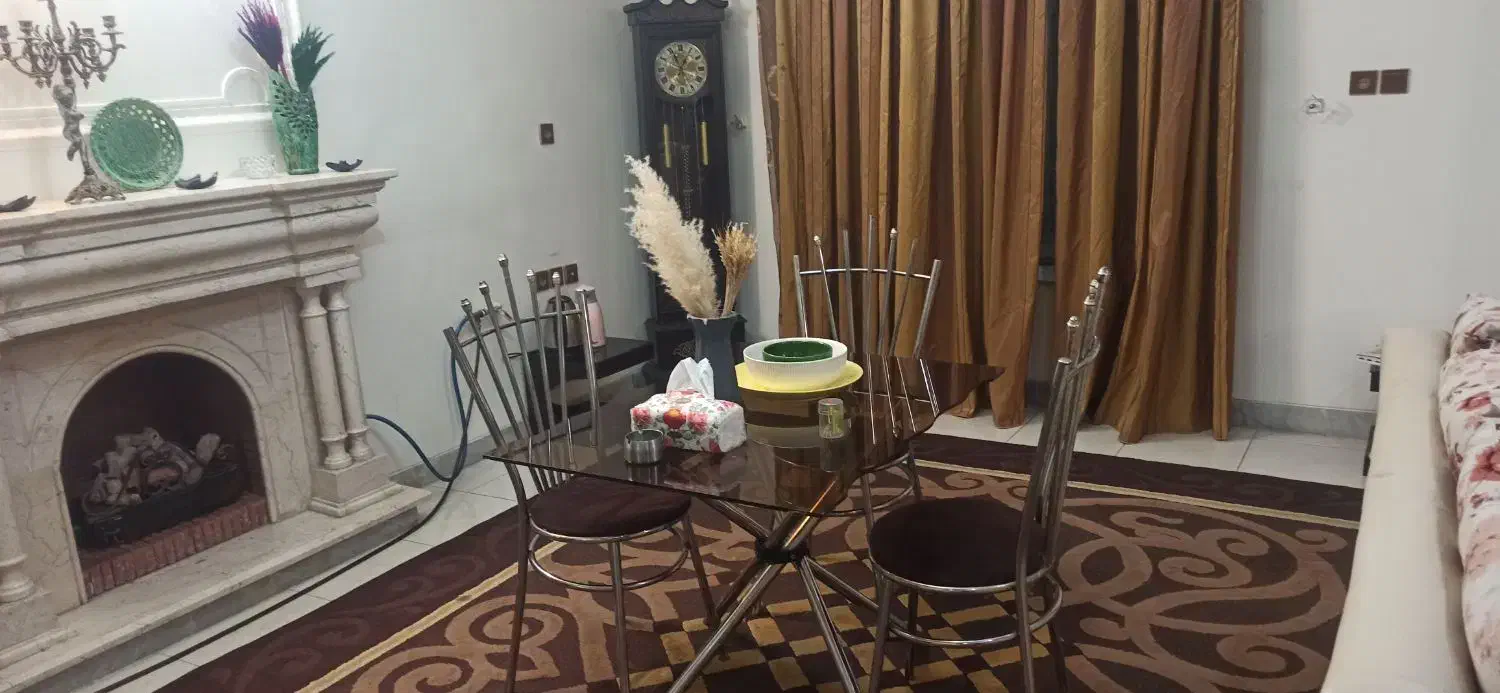 اجاره روزانه و ماهانه و سالانه منزل مبله شیراز|اجارهٔ کوتاه‌مدت آپارتمان و سوئیت|شیراز, خلیلی|دیوار