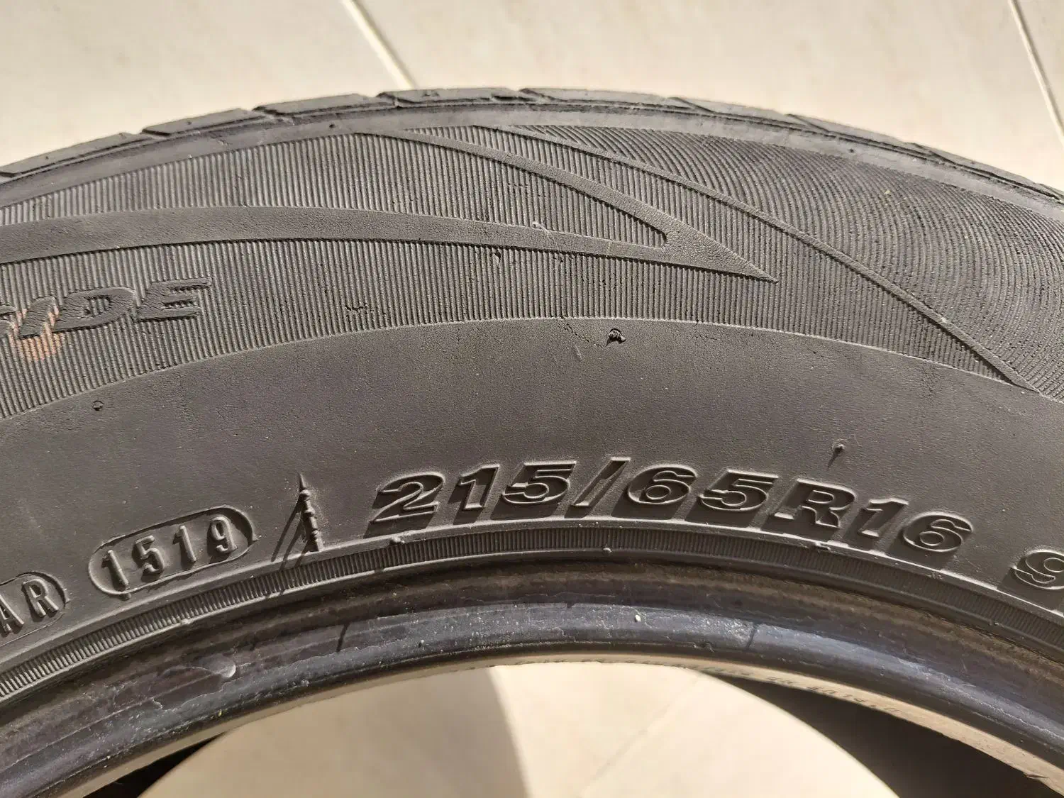 لاستیک 65R16/215|قطعات یدکی و لوازم جانبی|تهران, شهرک فرهنگیان|دیوار